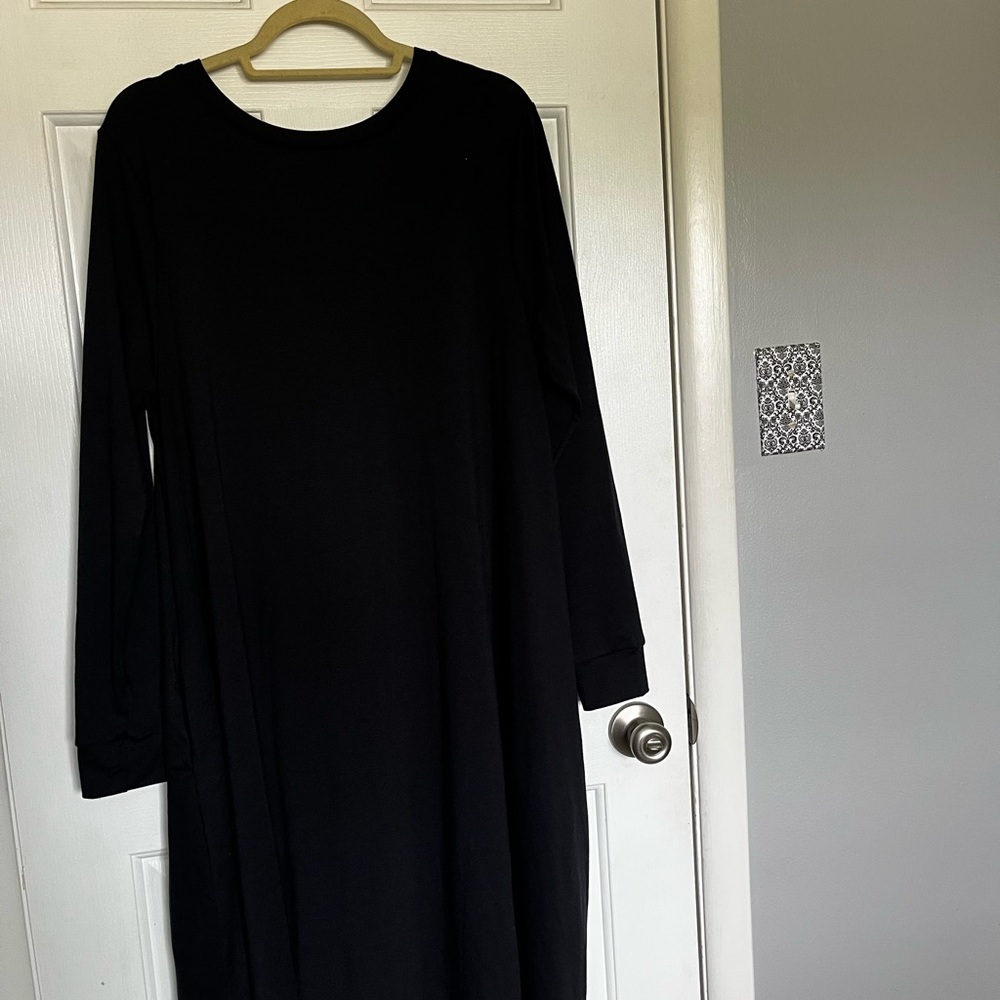 LuLaRoe Classic Black Long Sleeve Dress